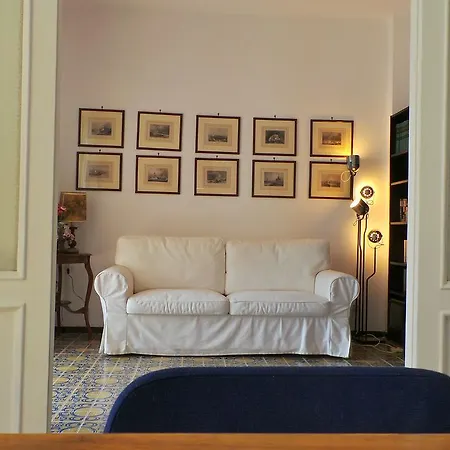Lägenhet Pitosforo Flexyrent